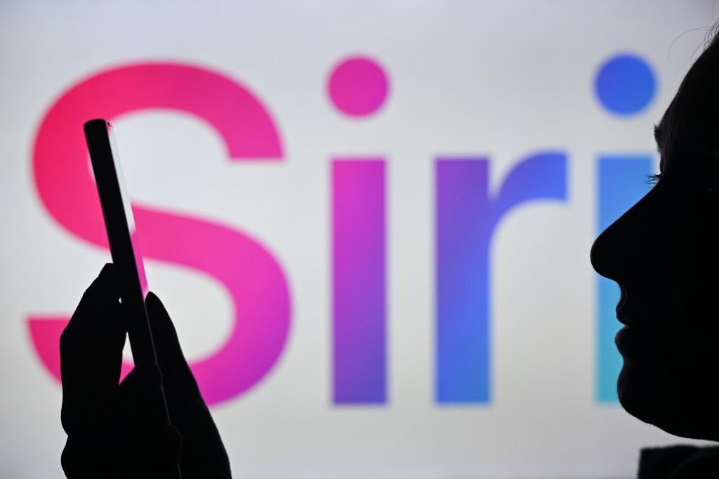 Apple Siri新版、Gemini駆動で再出発―30日自動削除も導入