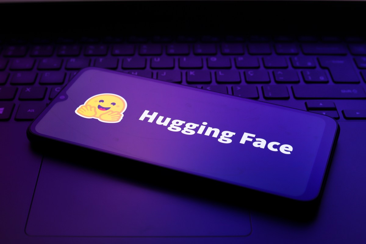 Hugging Faceに130億ドル買収打診、EC事業者が備える3論点