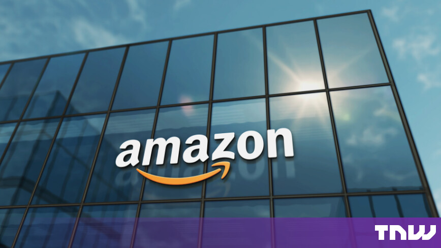 Amazonのロゴが掲げられた建物