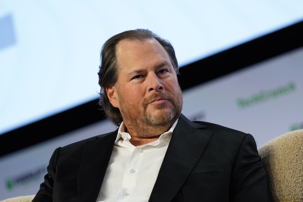 Salesforce 会長兼CEOのマーク・ベニオフ